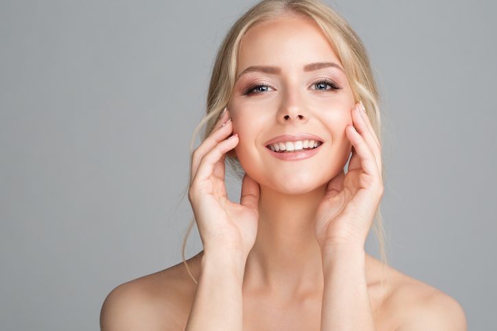 Skin Tightening Treatment: Is Botox Face Lift a Better Solution than Ultra V Lift Pro Non-Surgical Instant Facelift Treatment?